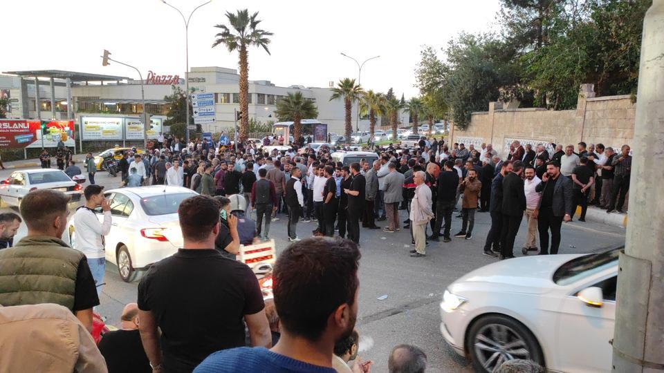 Cenaze defni sırasında "park cezası" kavgası: 9 yaralı