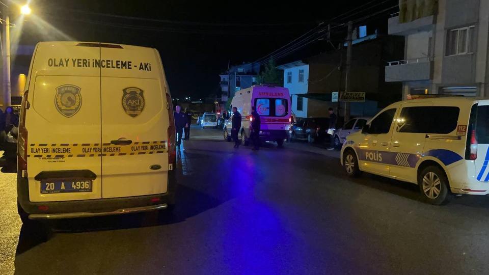 KURŞUNLADIKLARI ARAÇTAN İNDİRDİKLERİ 2 KİŞİYİ DARP EDEN ŞÜPHELİLER KOVALAMACA SONUCU YAKALANDI