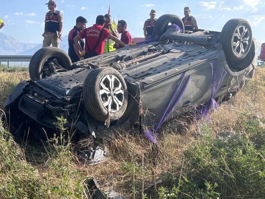 Nişan dönüşü feci kaza: 1 ölü, 4 yaralı