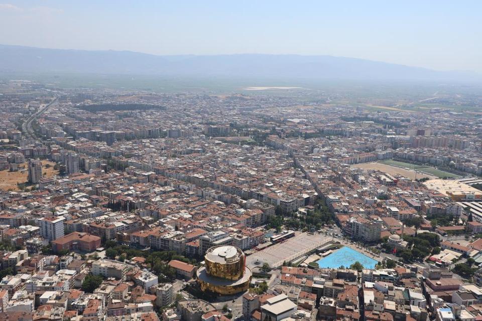 Başkanların katılımı, Aydın'da AK Parti'ye ilkleri yaşattı
