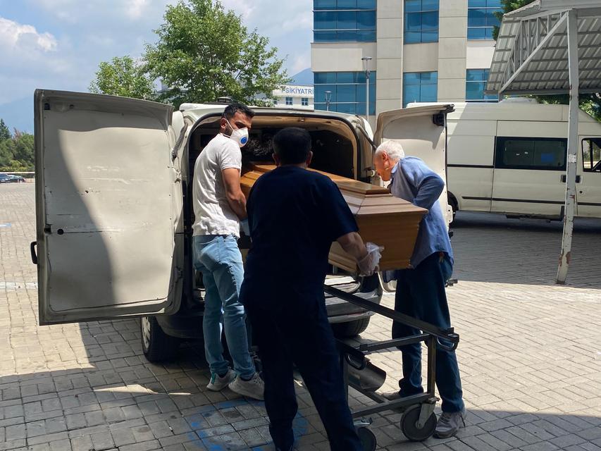 Denizli'de kimyasal suya düşen tekstil işçisi hayatını kaybetti
