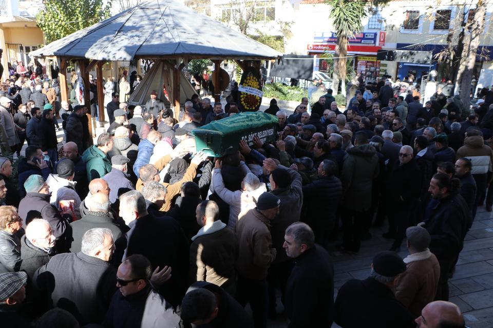 Aydın'ı yasa boğan ölüm: Yılın ahisi son yolculuğuna uğurlandı