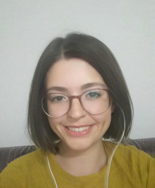 Genç kız 5. kattan düşerek hayatını kaybetti