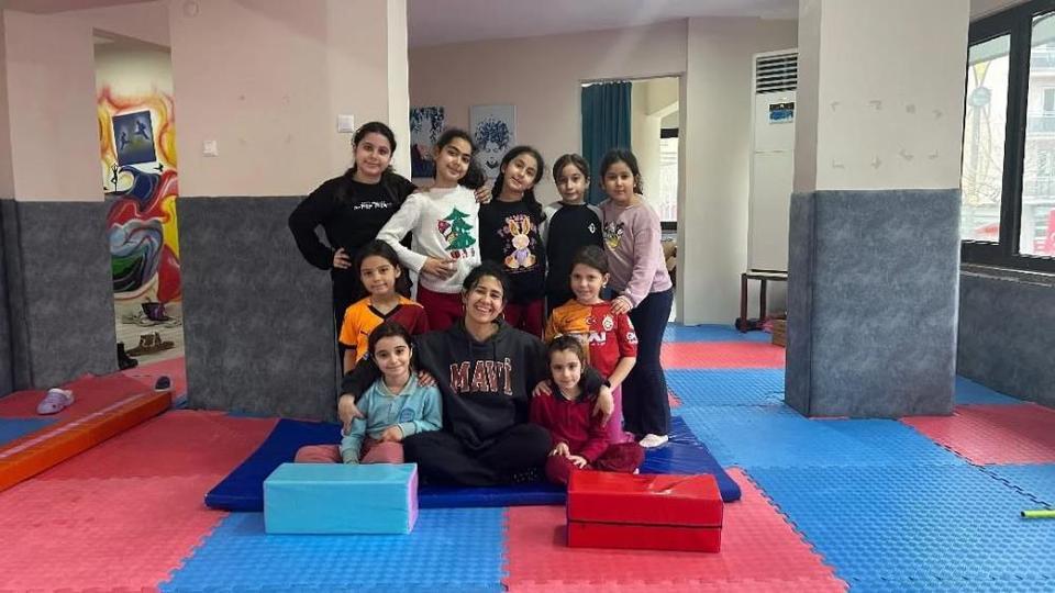 Başkan Zencirci: "Çocuklarımızı geleceğe hazırlıyoruz"