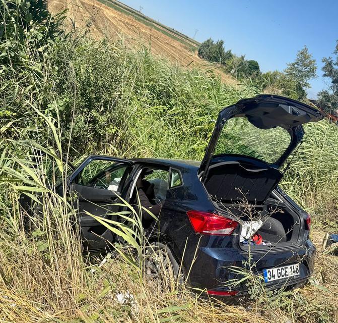 Otomobil sulama kanalına devrildi: 6 yaralı