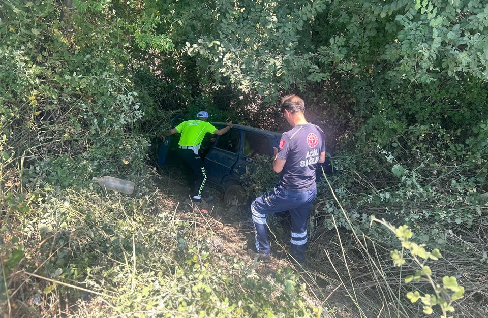 Aydın’da hastaneye giden sürücü gözünü uçurumda açtı