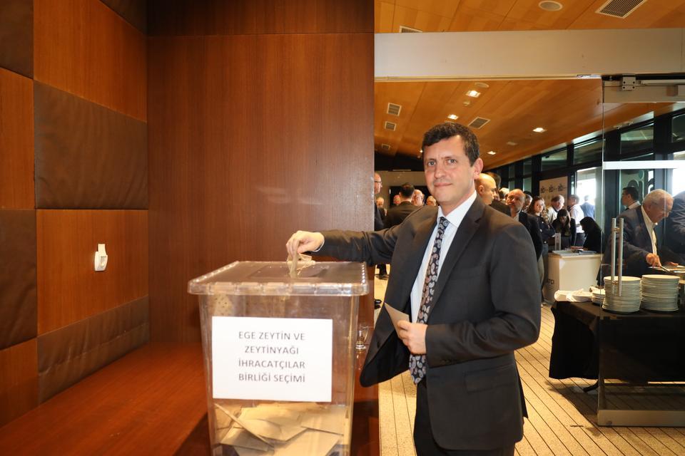 Ege Zeytin ve Zeytinyağı İhracatçıları Birliği Başkanı Emre Uygun