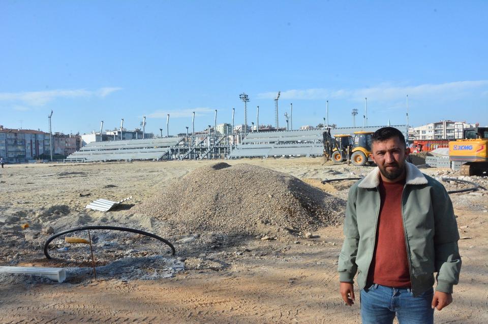 ADNAN MENDERES STADI'NDA ÇALIŞMALAR SÜRÜYOR