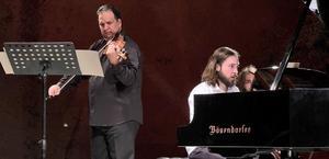 19. Uluslararası Gümüşlük Müzik Festivali'nde kemancı Zalai ve piyanist Gökbudak konser verdi