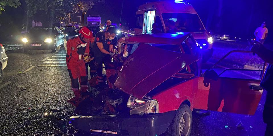 Muğla'da zincirleme trafik kazasında 2 kişi yaralandı